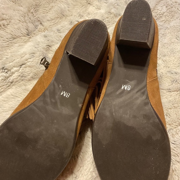 MATISSE Dark Tan Suede Fringe Boots in Size 8 - Picture 3 of 3